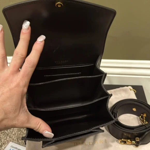 NEW BVLGARI FOREVER TOP MAXI TWO WAY with Crossbody strap and COA and dust bag - Picture 6 of 8